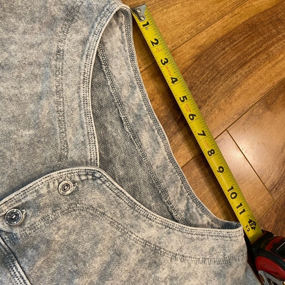 Vintage 24 Hour Workout Fitness Center Shirt - Picture 14 of 16